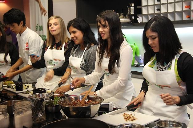 Ariel_ArielDetergente_ArielPowerPods_AnaLópez_FashionEverywhere_www.fashioneverywhere.pe_1 (9)