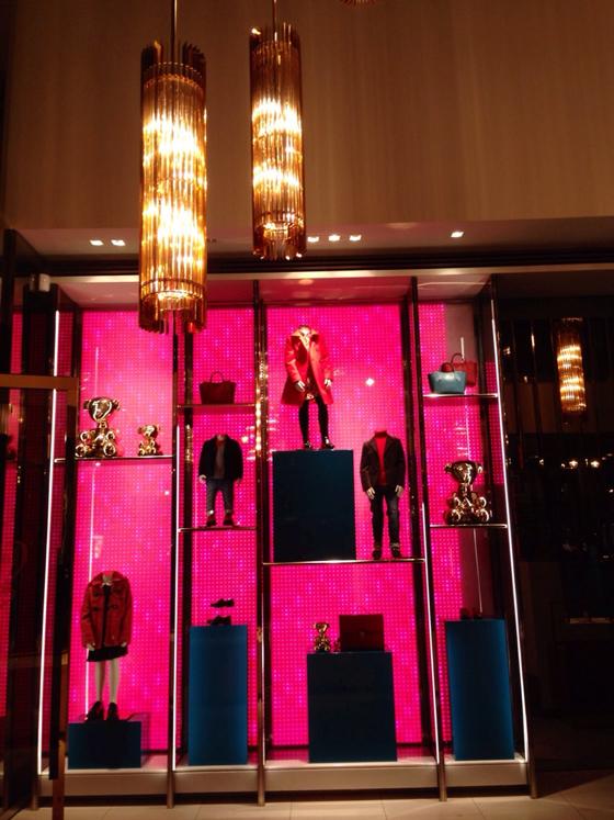 escaparate paris fashion nigth out