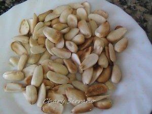PAN DE HIGO CON ALMENDRAS, RECETA TRADICIONAL