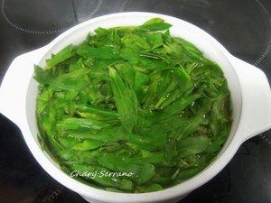 COLLEJAS EN REVUELTO, CON CEBOLLA Y JAMÓN