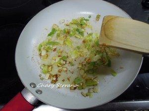 COLLEJAS EN REVUELTO, CON CEBOLLA Y JAMÓN