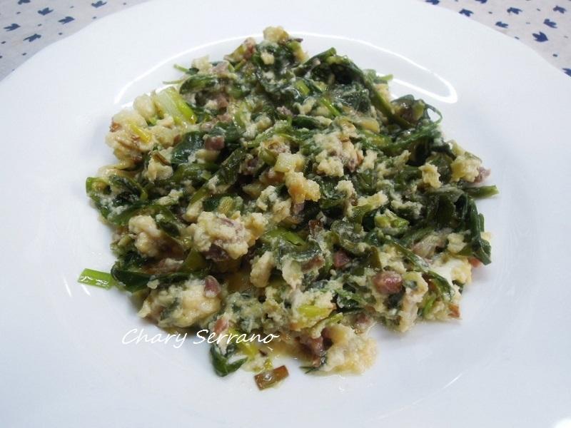 COLLEJAS EN REVUELTO, CON CEBOLLA Y JAMÓN