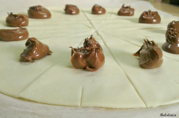 Mini croissants rellenos de NUTELLA
