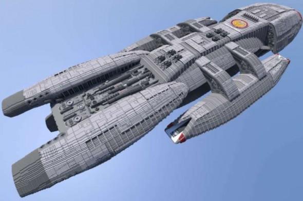 La nave Galactica de la serie Battlestar Galactica fue rearmada con piezas de Minecraft