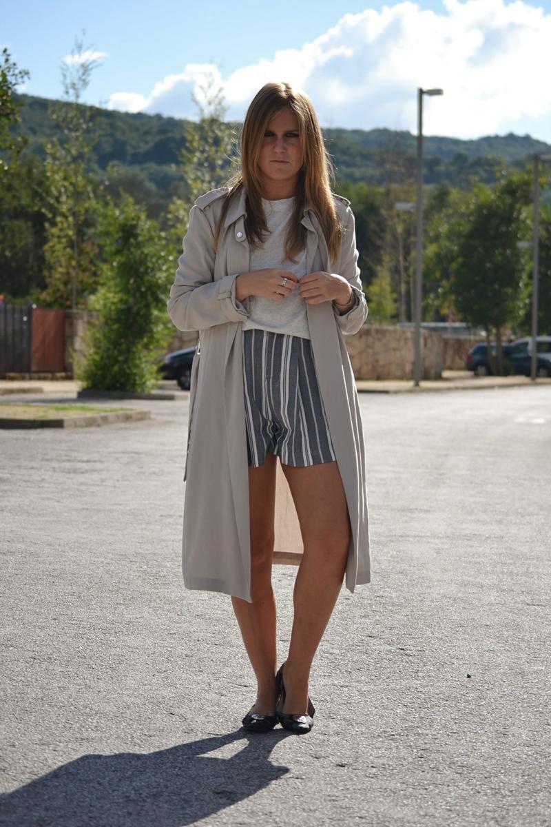 whitedahlia_long_trench1