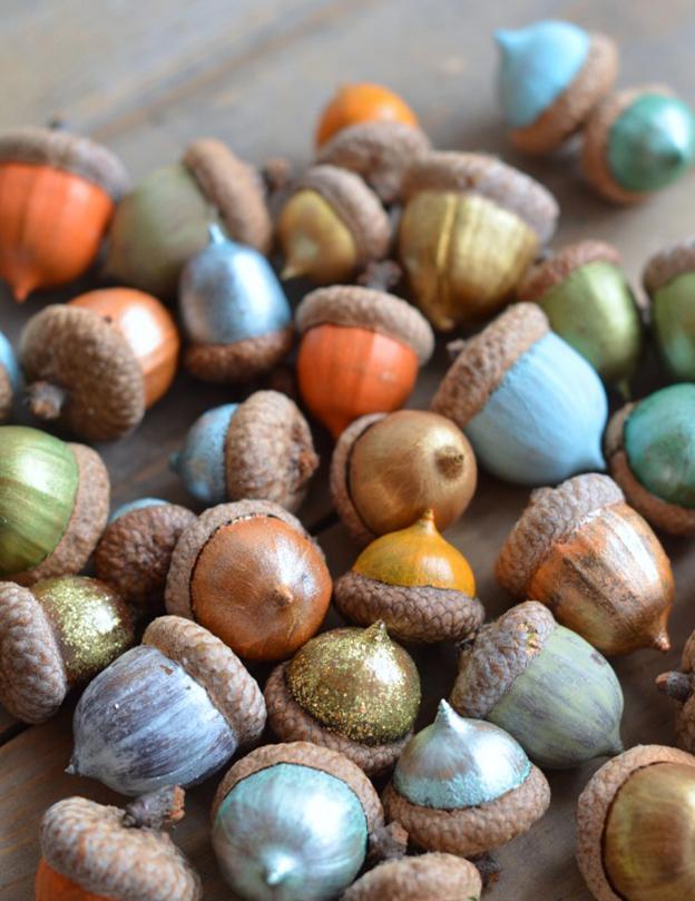 painted-acorns