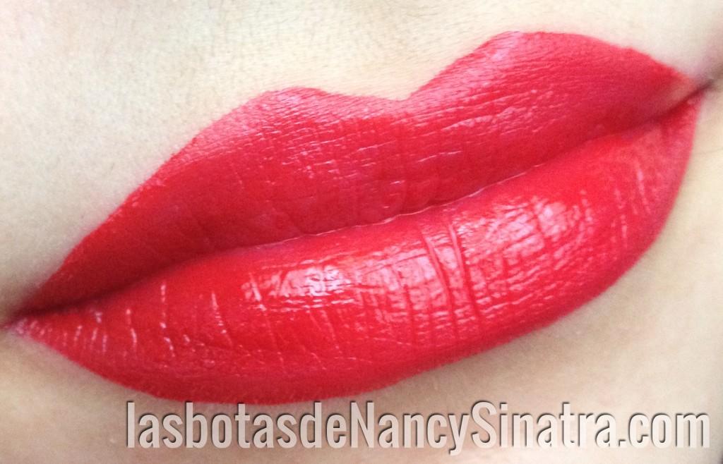 swatch lip tint h&m deep red