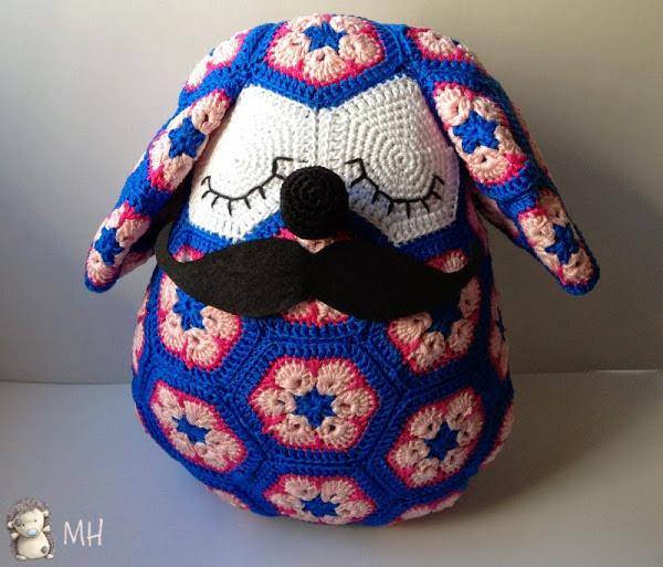 perrito con moustache