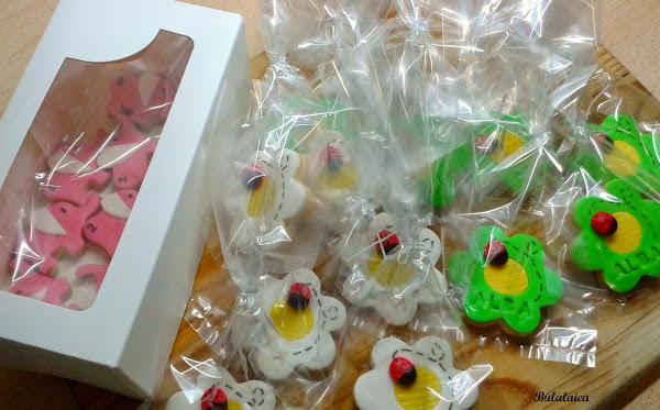 Galletas flor con mariquita