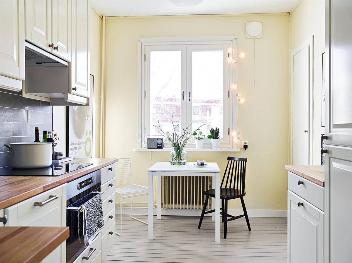 Inspiring homes Black & Wood (5)