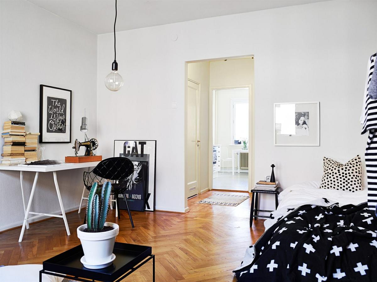 Inspiring homes Black & Wood (4)