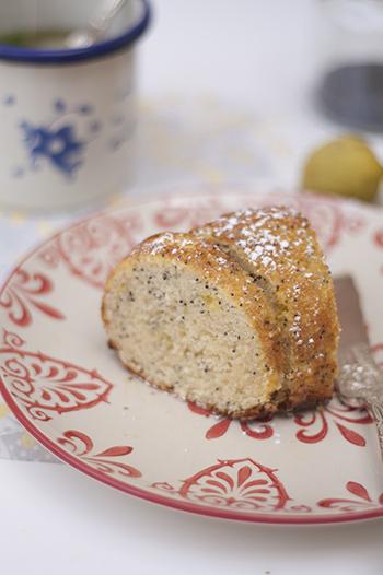 la-cuchara-azul-bundt-cake-limon-semillas-amapola