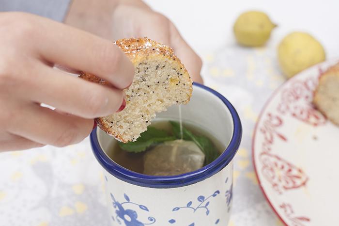 la-cuchara-azul-bundt-cake-limon-semillas-amapola-2