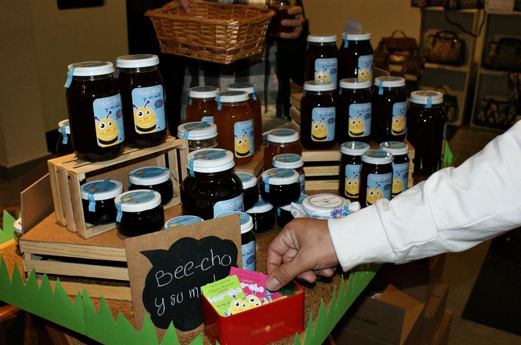 Bazar Condesa Bee Cho