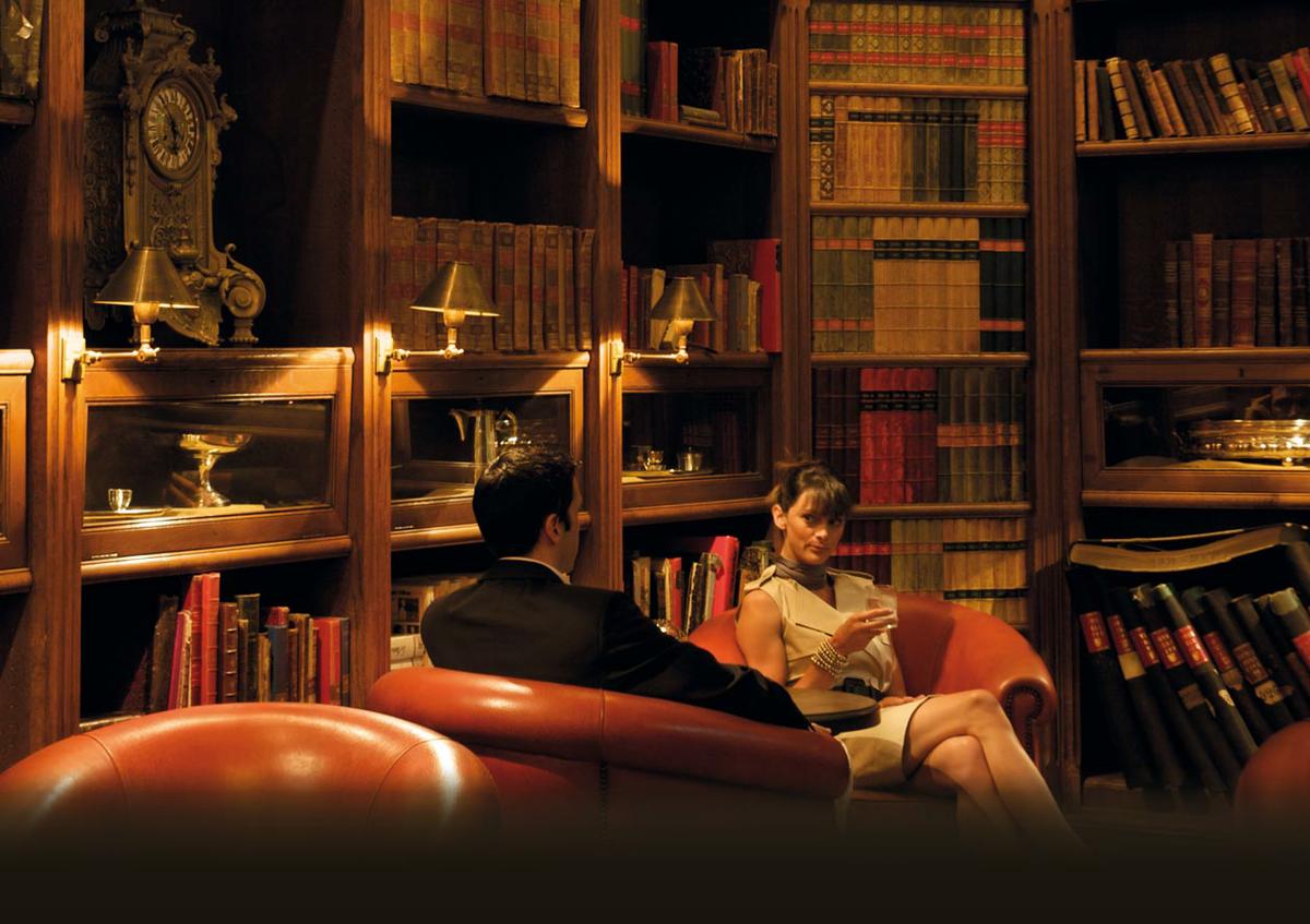 library bar carcassonne