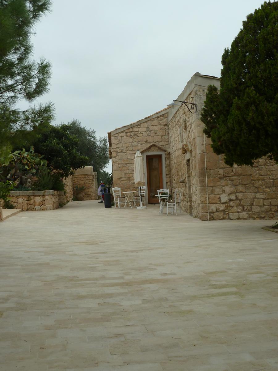 hotel-con-encanto-en-noto