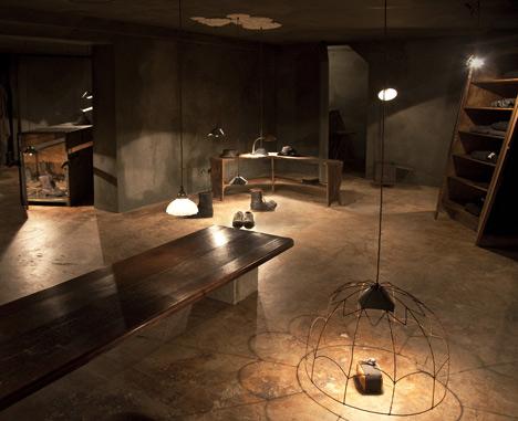 Una lámpara como expositor de producto