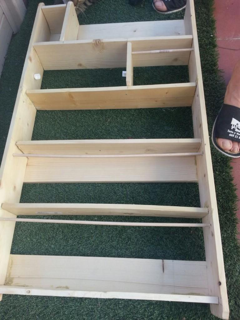 Especiero de madera - Rematando detalles