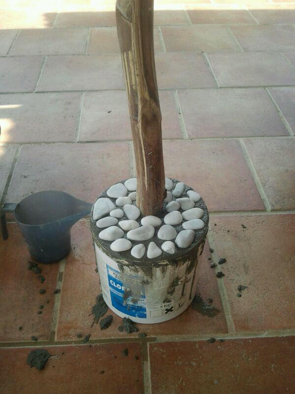 Rellenamos la lata con cemento