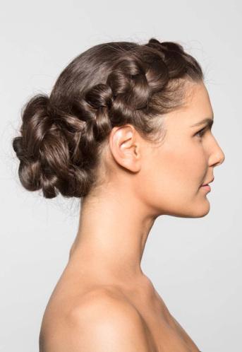 Recogido con trenzas