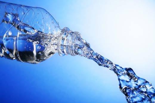 beber dos litros de agua La verdad sobre los alimentos ¿Somos lo que comemos?