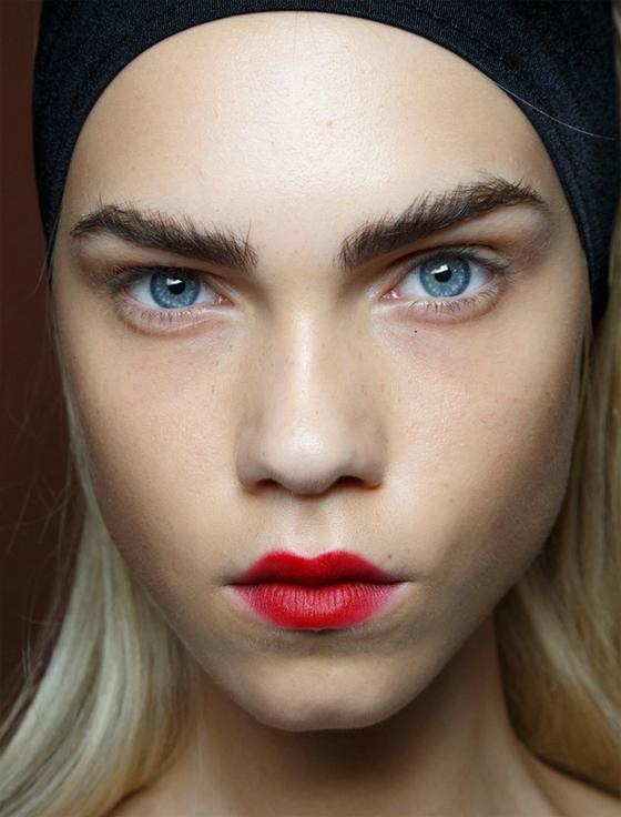 tips de maquillaje labios rojos desdibujados