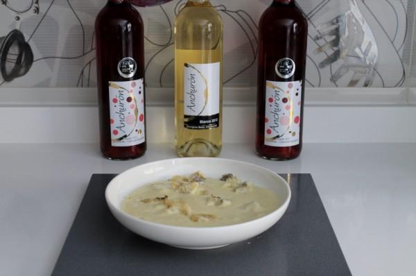 crema fría de puerros con tropezones de bacalao asado