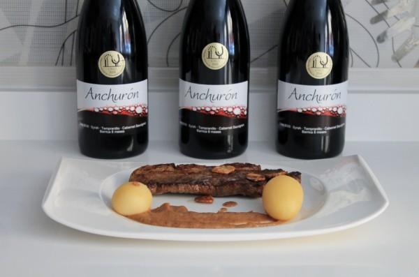 entrecot de ternera a la miel con salsa de ciruelas pasas