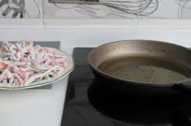 conejo asado con salsa de mandarina y verduras crujientes