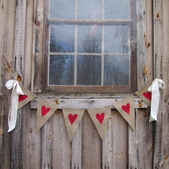 guirnalda_banderines_corazones_rojos