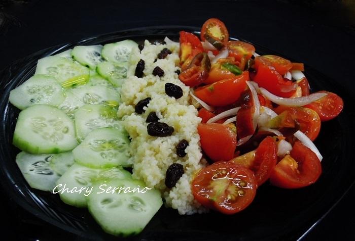 COUS COUS, CON TOMATE Y PEPINO  