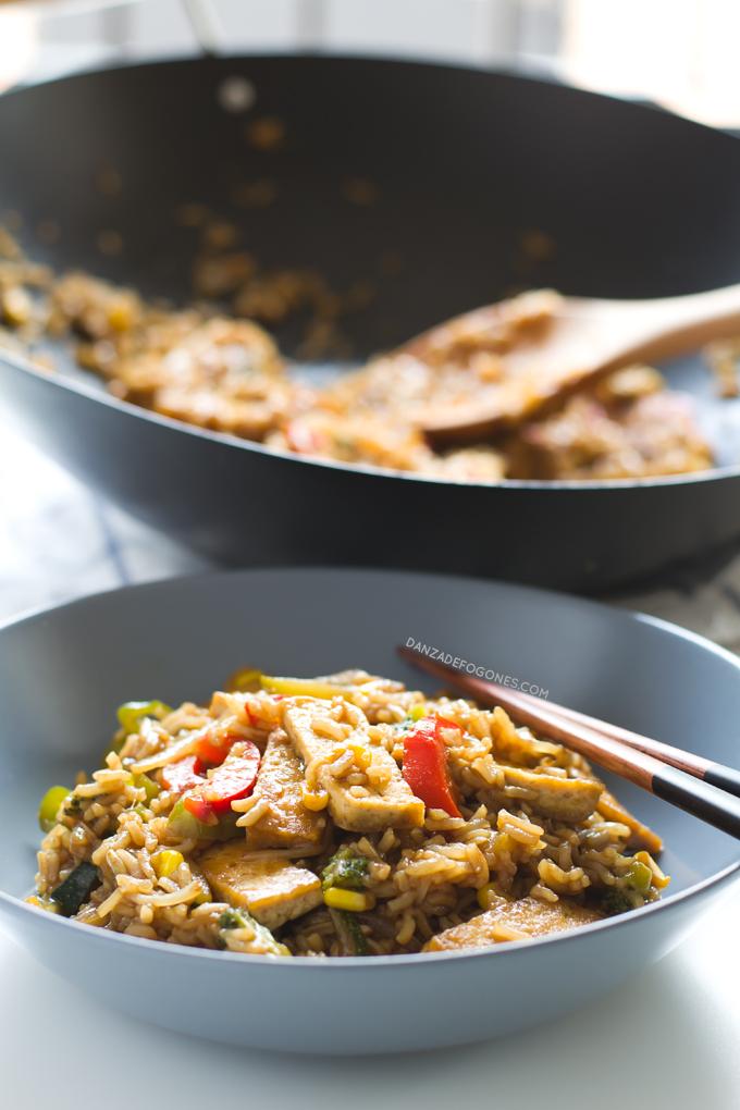 Wok-de-tofu-con-arroz-y-verduras-danzadefogones.com-danzadefogones-4