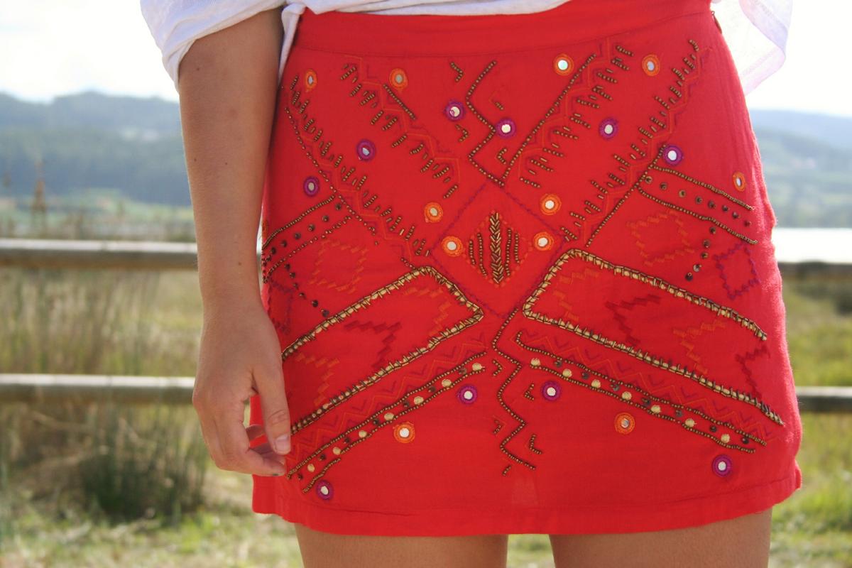 whitedahlia_orange_embroidered_skirt31