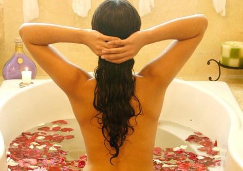 Sugerencias para preparar un baño aromaterapéutico