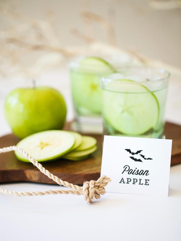 Halloween-cocktail-drink-poison-apple2