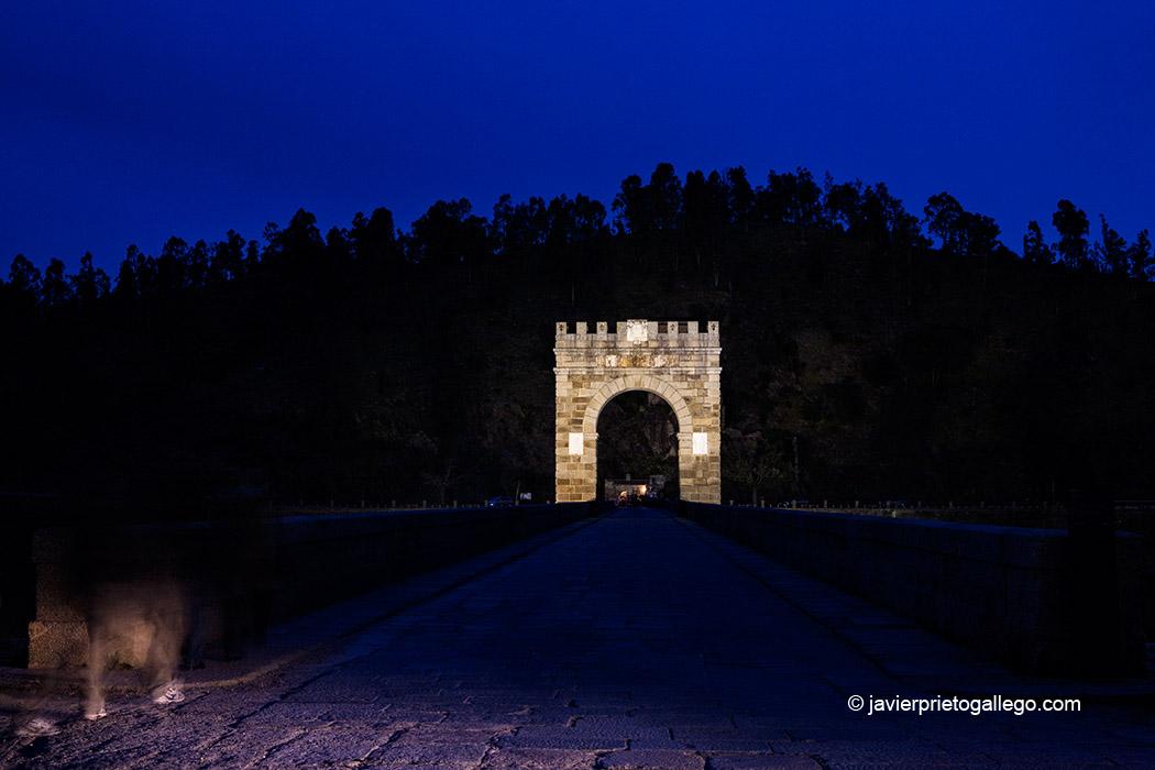 Puente romano de Alcántara. Siglo II. Alcántara. Río Tajo. Cáceres. Extremadura. España. © Javier Prieto Gallego