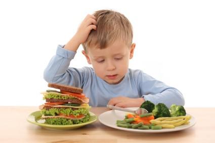 Consejos para mantener una alimentacion saludable en niños