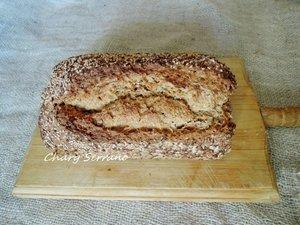 Está delicioso, lo mismo para acompañar una comida como para un desayuno, o un tentempié. Me gusta mucho con aceite, con queso, con jamón... de todas formas.