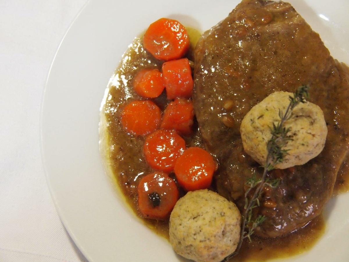 Guiso irlandés cordero bolitas de perejil