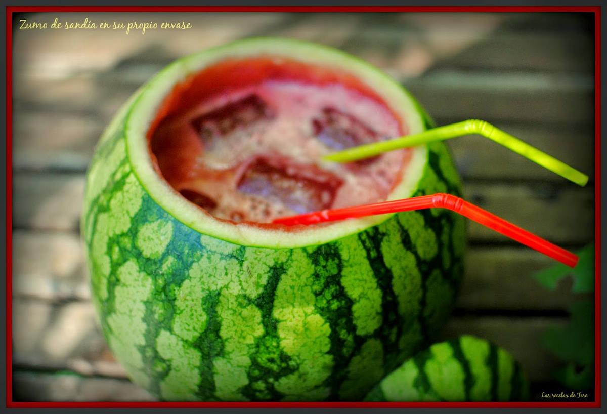 Zumo de sandía en su propio envase tererecetas 02