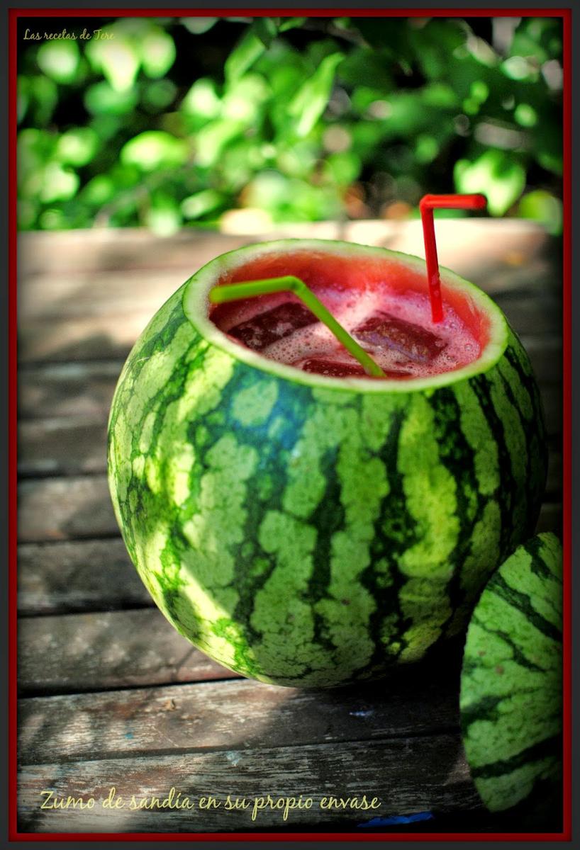 Zumo de sandía en su propio envase tererecetas 05