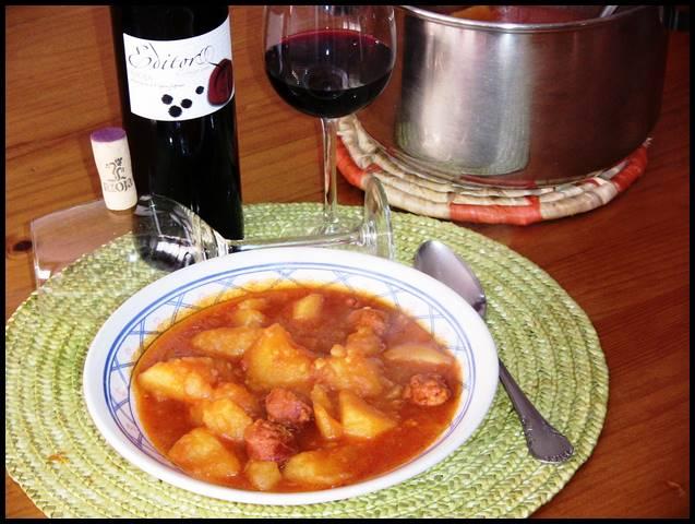 Patatas con chorizo 001 Como hacer empanadas caseras