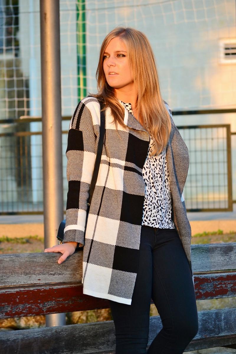 whitedahlia_checked-coat38