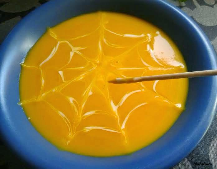 Crema de Calabaza con Yogurt y Hierbabuena