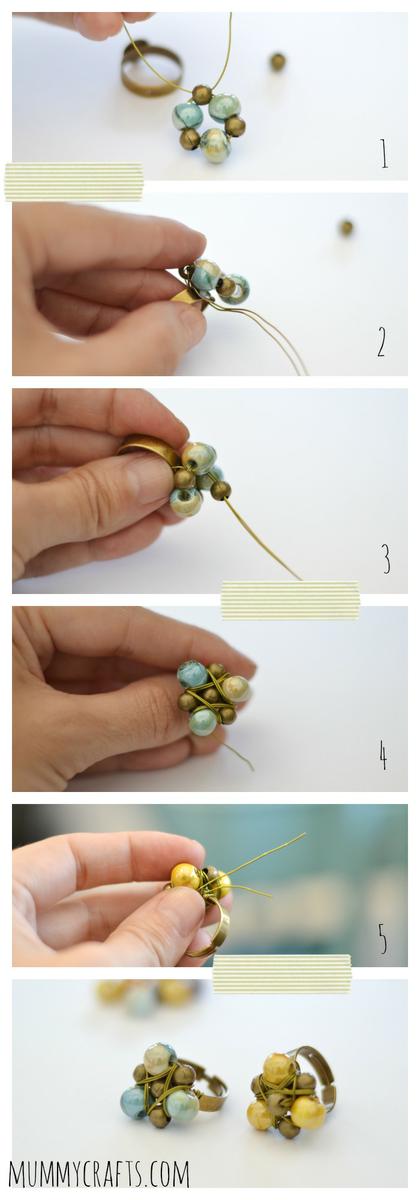 Enrollar el hilo matálico con las bolas de ceramica y las metalicas