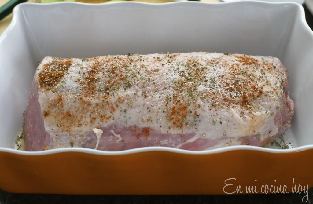 Lomo de cerdo asado en leche