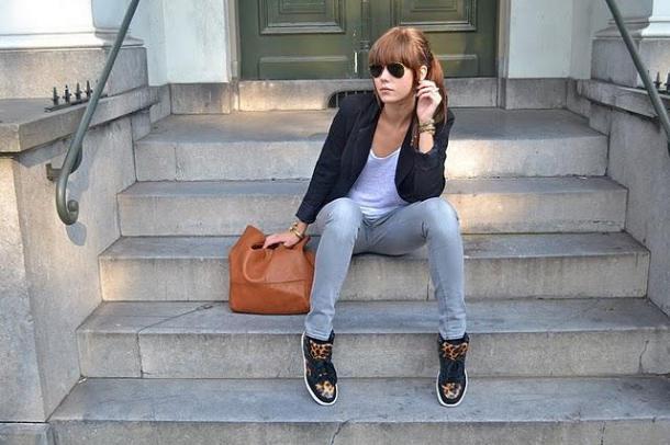 outfit-leopard-sneakers-L-HVDJim