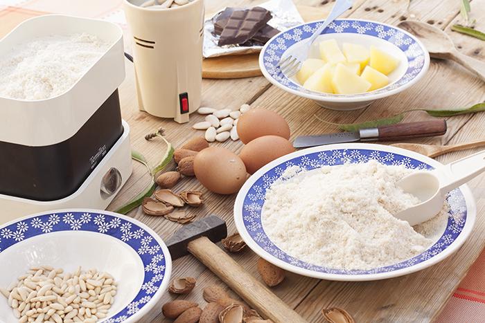 la-cuchara-azul-panellets_mesa