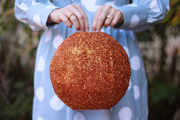 lampara-diy-globo-purpurina