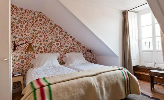 anna-and-co-quedamos-en-dormitorio-acogedor